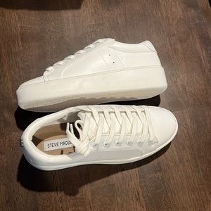 New in Box White Steve Madden Sneakers